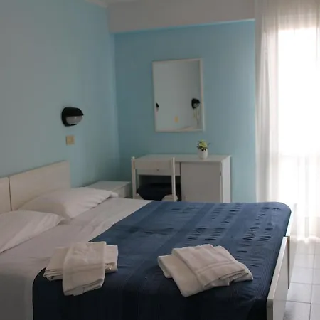 Star Hotel *